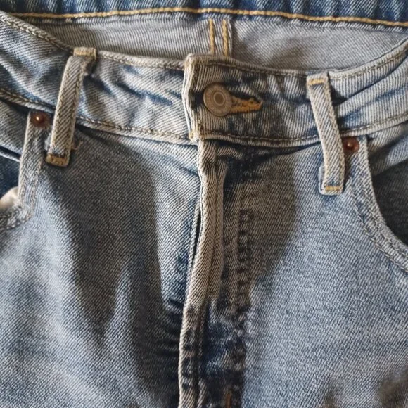 Old Navy Sky-High Wide Leg Jeans - Picture 3 of 3